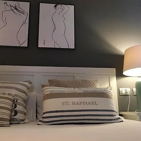 Miramar A8 With Private Heated Pool Wireless Internet Villa