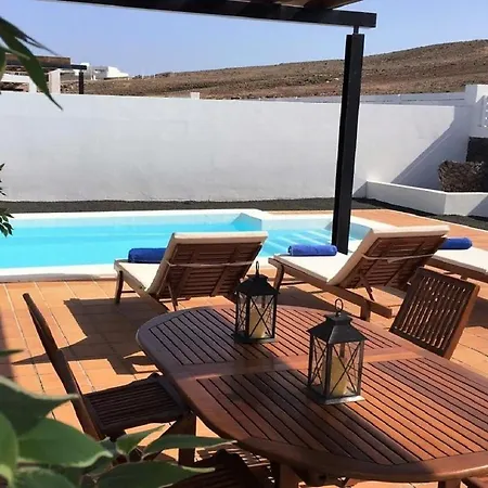 Villa Miramar A8 With Private Heated Pool Wireless Internet *
